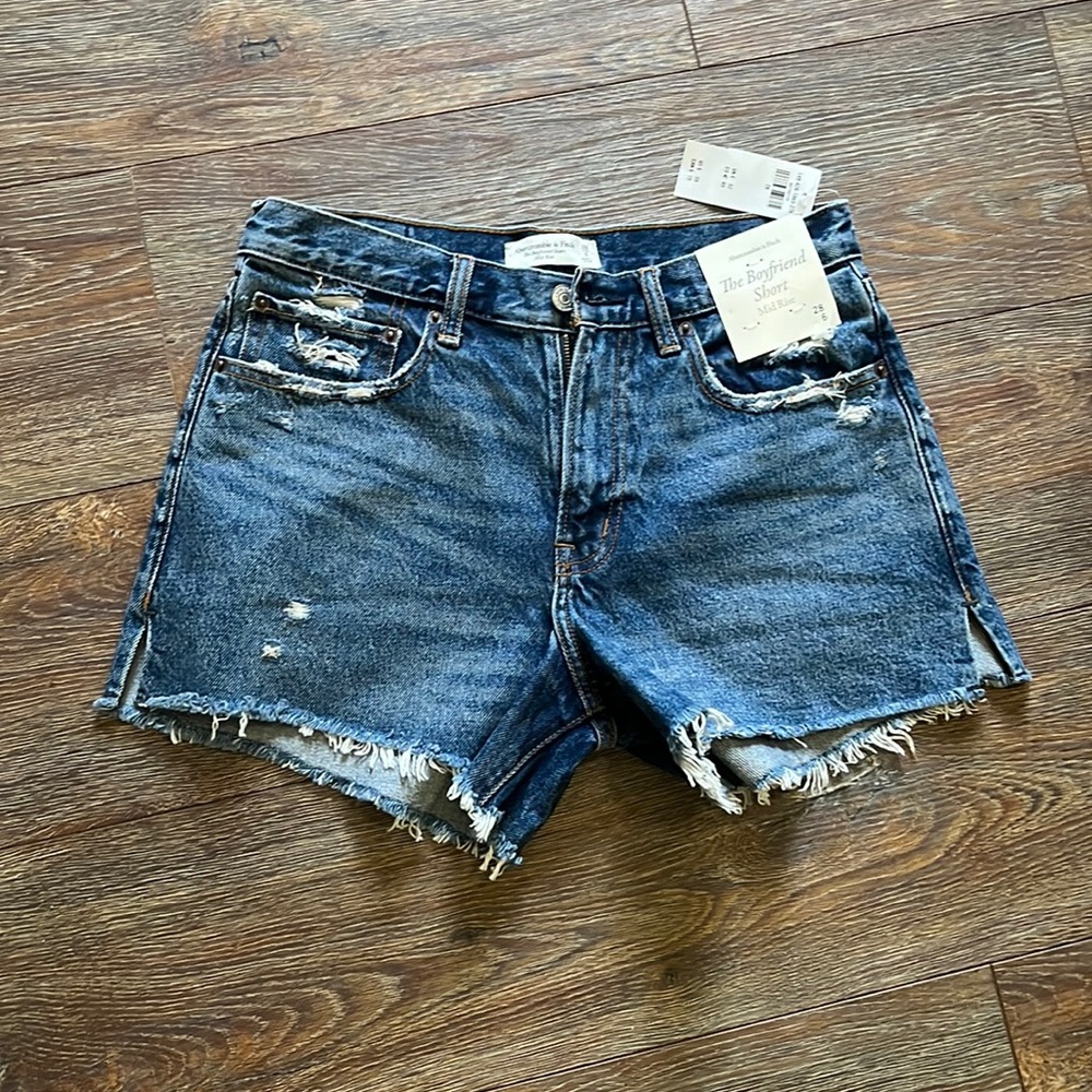 Abercrombie & Fitch Boyfriend Short